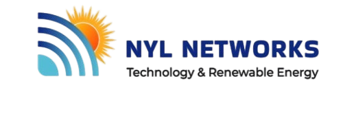 Logo de NYL Networks représentant un soleil stylisé au-dessus de panneaux solaires bleus, avec le nom de l’entreprise écrit en orange et bleu, sur un fond de ciel au coucher du soleil.